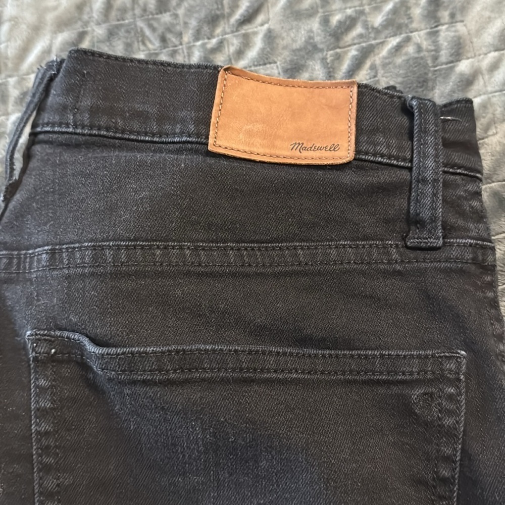 Madewell Womans Trendy Black Fleamarket Flare Jean - Picture 7 of 12